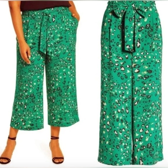 Halogen Green and Black Leopard Print Wide Leg Cropped Pants Size Medium - Picture 2 of 9
